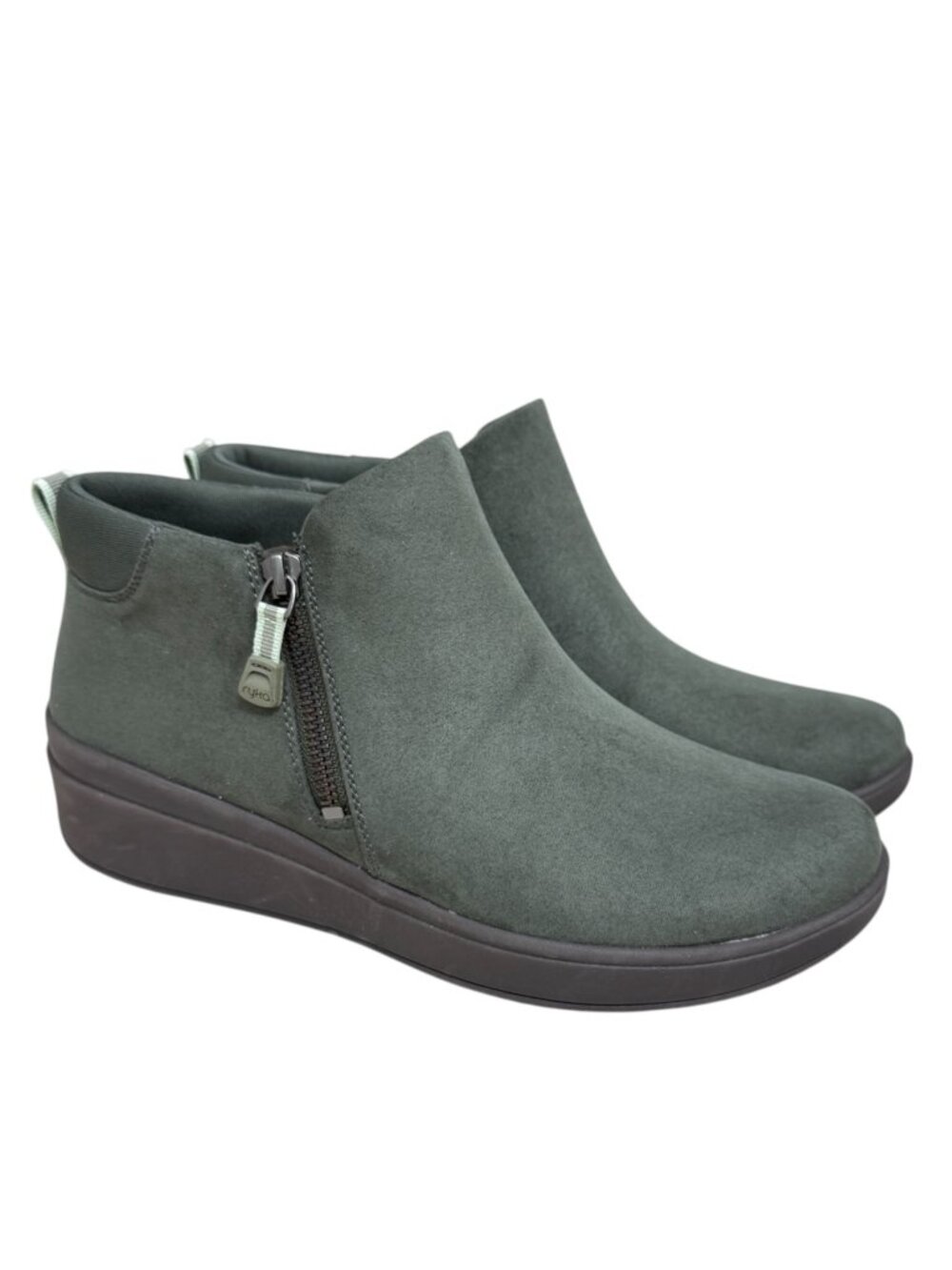 NWOT Ryka Lyrical Women's Wedge Ankle Winter Boots Booties Size 9 M